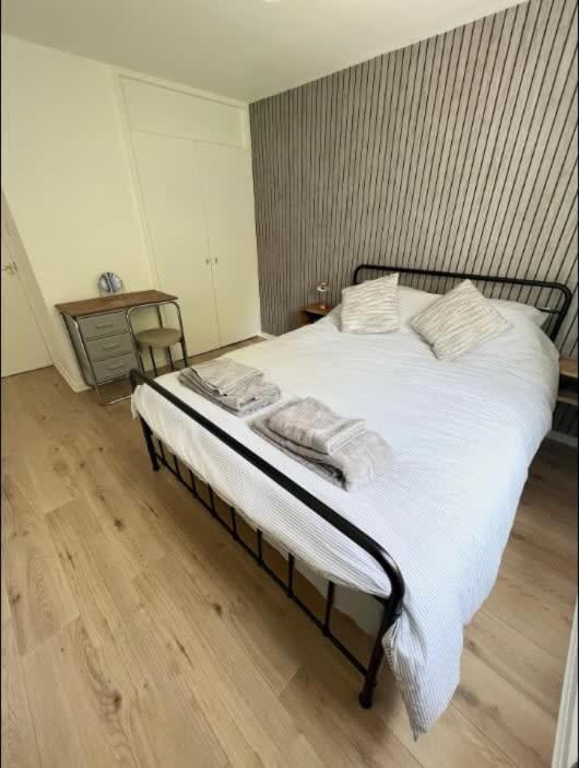 Montague Central One Bedroom Flat With Parking Bristol Bagian luar foto